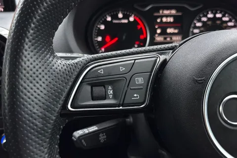 EK18HXV Audi A3 1.0 TFSI Black Edition Sportback Euro 6 (s/s) 5dr Thumbnail #39