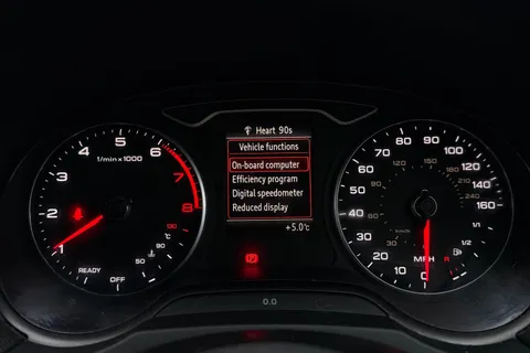 EK18HXV Audi A3 1.0 TFSI Black Edition Sportback Euro 6 (s/s) 5dr Thumbnail #42