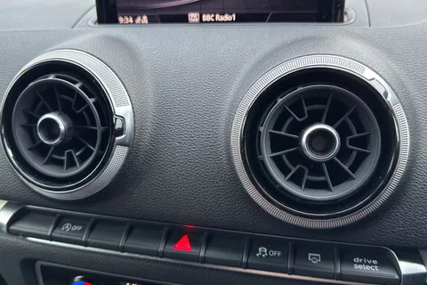 EK18HXV Audi A3 1.0 TFSI Black Edition Sportback Euro 6 (s/s) 5dr Thumbnail #53