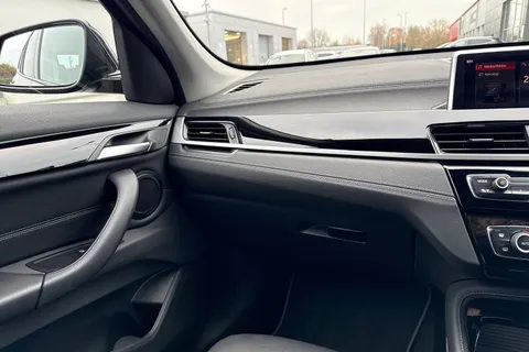 LL70RNE BMW X1 2.0 20i Sport DCT sDrive Euro 6 (s/s) 5dr Thumbnail #19