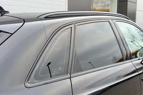 YR15UCZ Audi Q3 2.0 TDI S line Euro 6 (s/s) 5dr Thumbnail #25