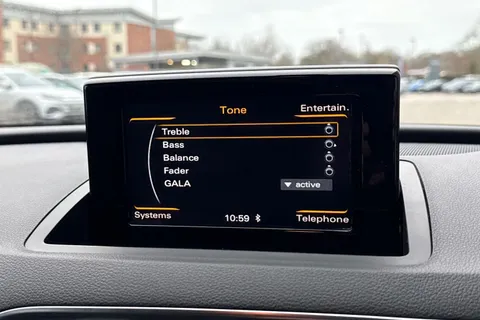 YR15UCZ Audi Q3 2.0 TDI S line Euro 6 (s/s) 5dr Thumbnail #47