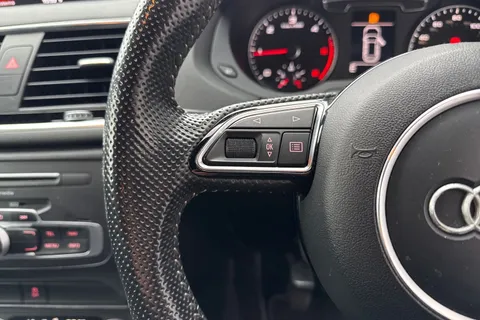 YR15UCZ Audi Q3 2.0 TDI S line Euro 6 (s/s) 5dr Thumbnail #51