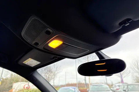 YR15UCZ Audi Q3 2.0 TDI S line Euro 6 (s/s) 5dr Thumbnail #58