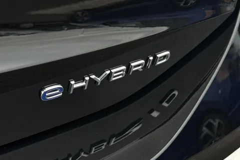 YN75WJM Volkswagen Tiguan 1.5 TSI eHybrid Elegance 5dr DSG, TOW BAR, PANORAMIC SUNROOF Thumbnail #26