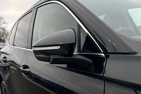 YN75WJM Volkswagen Tiguan 1.5 TSI eHybrid Elegance 5dr DSG, TOW BAR, PANORAMIC SUNROOF Thumbnail #30