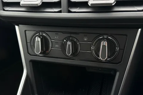 YN75WLJ Volkswagen Polo 1.0 TSI Match 5dr Thumbnail #21