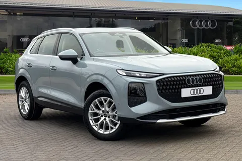  Audi Q3 1.5 TFSI Sport S Tronic Euro 6 (s/s) 5dr Thumbnail #1