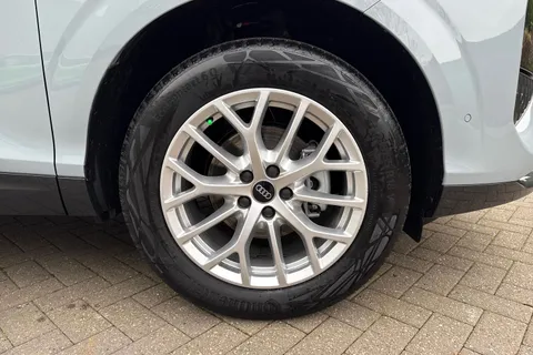  Audi Q3 1.5 TFSI Sport S Tronic Euro 6 (s/s) 5dr Thumbnail #9