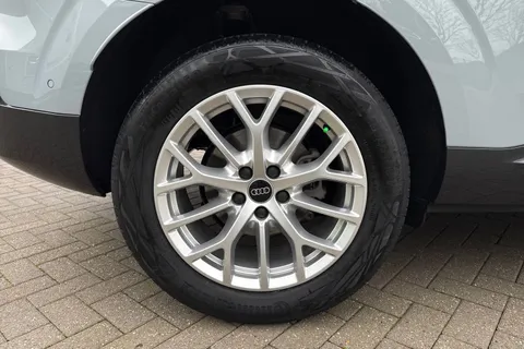  Audi Q3 1.5 TFSI Sport S Tronic Euro 6 (s/s) 5dr Thumbnail #10