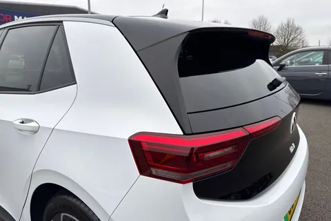 CE74EFO Volkswagen ID.3 Pro 59kWh Match Auto 5dr Thumbnail #31