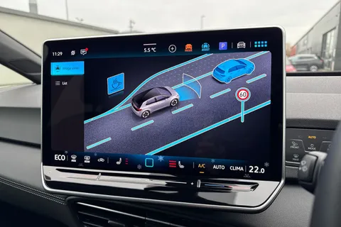 CE74EFO Volkswagen ID.3 Pro 59kWh Match Auto 5dr Thumbnail #52