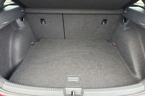 DF72CNE Volkswagen Taigo 1.5 TSI 150 R-Line 5dr DSG | Heated Seats | Rear Camera Thumbnail #7