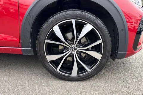 DF72CNE Volkswagen Taigo 1.5 TSI 150 R-Line 5dr DSG | Heated Seats | Rear Camera Thumbnail #13