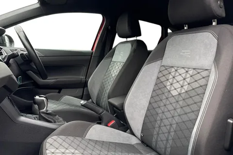 DF72CNE Volkswagen Taigo 1.5 TSI 150 R-Line 5dr DSG | Heated Seats | Rear Camera Thumbnail #16