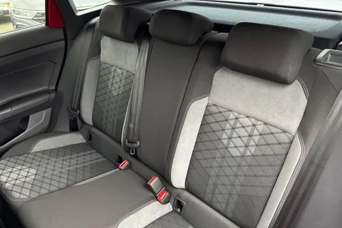 DF72CNE Volkswagen Taigo 1.5 TSI 150 R-Line 5dr DSG | Heated Seats | Rear Camera Thumbnail #19