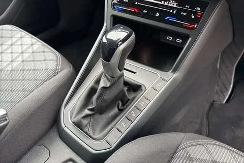 DF72CNE Volkswagen Taigo 1.5 TSI 150 R-Line 5dr DSG | Heated Seats | Rear Camera Thumbnail #23