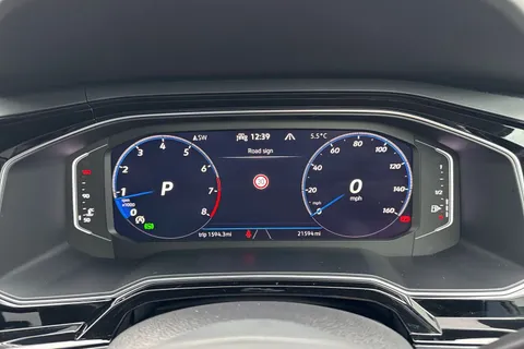 DF72CNE Volkswagen Taigo 1.5 TSI 150 R-Line 5dr DSG | Heated Seats | Rear Camera Thumbnail #32