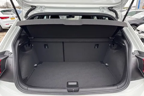 YN75WLL Volkswagen Polo 1.0 TSI 115 Black Edition 5dr DSG Thumbnail #6