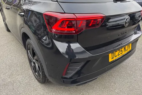 DC25NJV Volkswagen T-Roc 1.5 TSI Black Edition 5dr DSG Thumbnail #8