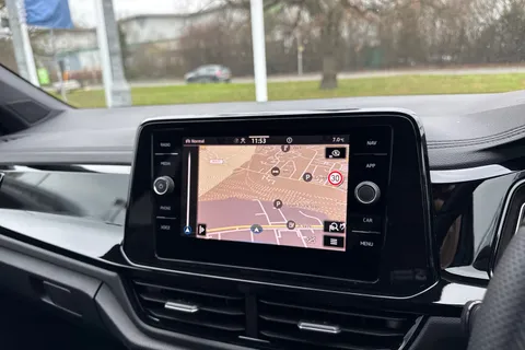 DC25NJV Volkswagen T-Roc 1.5 TSI Black Edition 5dr DSG Thumbnail #17