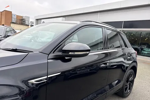 DC25NJV Volkswagen T-Roc 1.5 TSI Black Edition 5dr DSG Thumbnail #26