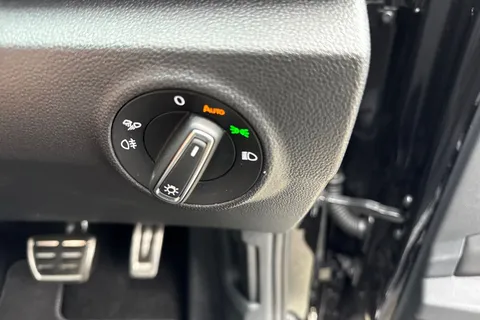 DC25NJV Volkswagen T-Roc 1.5 TSI Black Edition 5dr DSG Thumbnail #29