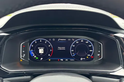 DC25NJV Volkswagen T-Roc 1.5 TSI Black Edition 5dr DSG Thumbnail #37