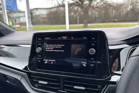 DC25NJV Volkswagen T-Roc 1.5 TSI Black Edition 5dr DSG Thumbnail #43