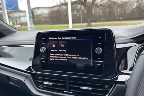 DC25NJV Volkswagen T-Roc 1.5 TSI Black Edition 5dr DSG Thumbnail #44