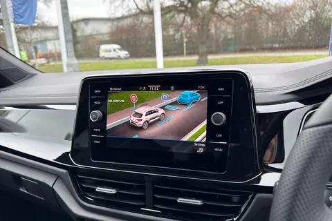 DC25NJV Volkswagen T-Roc 1.5 TSI Black Edition 5dr DSG Thumbnail #46