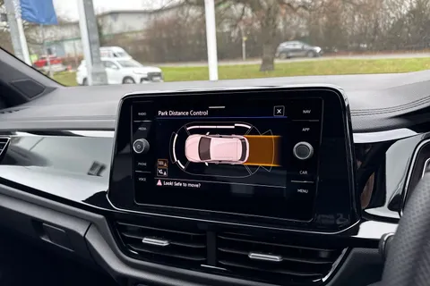 DC25NJV Volkswagen T-Roc 1.5 TSI Black Edition 5dr DSG Thumbnail #50