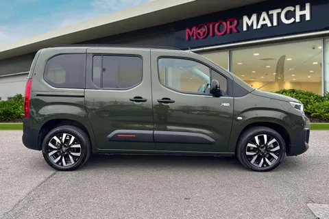 HG74LXK Citroën E-Berlingo 52kWh MAX M Auto 5dr (7.4kW Charger) Thumbnail #3