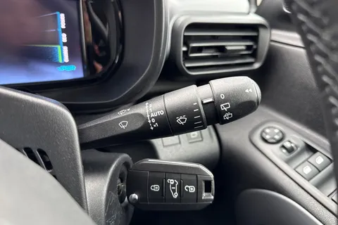 HG74LXK Citroën E-Berlingo 52kWh MAX M Auto 5dr (7.4kW Charger) Thumbnail #43