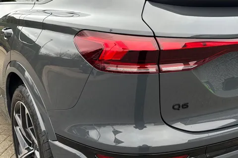 Audi Q6 E-Tron 100kWh Edition 1 Sportback Auto quattro 5dr Thumbnail #8