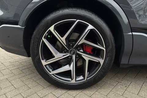 Audi Q6 E-Tron 100kWh Edition 1 Sportback Auto quattro 5dr Thumbnail #11