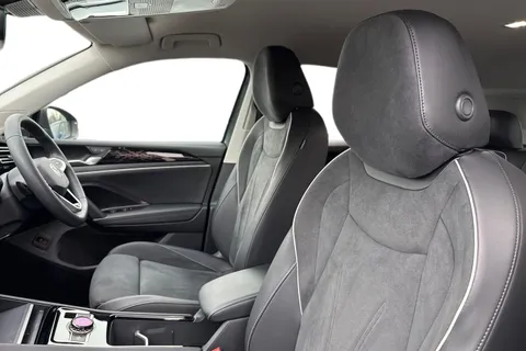 YS25UFA Volkswagen Tiguan 1.5 eTSI 150 Elegance 5dr DSG Thumbnail #10