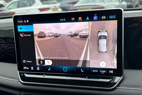 YS25UFA Volkswagen Tiguan 1.5 eTSI 150 Elegance 5dr DSG Thumbnail #39