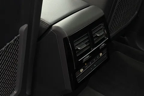 YN75WJU Volkswagen Touareg 3.0 V6 TDI 4Motion 286 Black Edition 5dr Tip Auto, **TOW BAR** Thumbnail #33