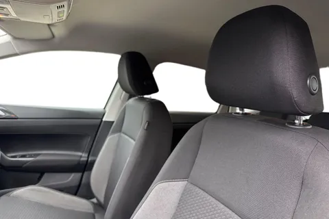 YS25CGU Volkswagen Polo 1.0 TSI Match 5dr DSG, **PRIVACY GLASS** Thumbnail #15