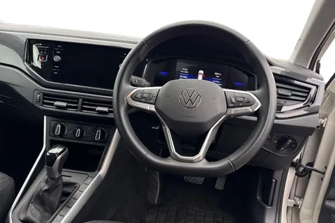 YS25CGU Volkswagen Polo 1.0 TSI Match 5dr DSG, **PRIVACY GLASS** Thumbnail #17