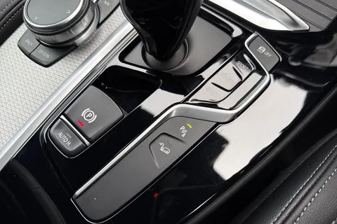 YL67NVE BMW X3 3.0 30d M Sport Auto xDrive Euro 6 (s/s) 5dr Thumbnail #58