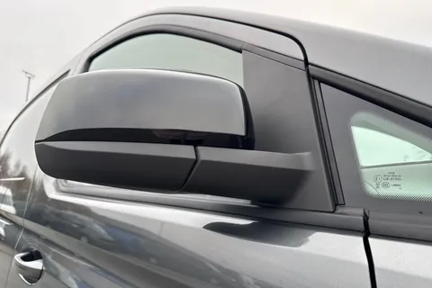 DF75XCL Volkswagen Caddy C20 Cargo Commerce Pro SWB 122 PS 2.0 TDI 7sp DSG - Nav/Rear Camera Thumbnail #25