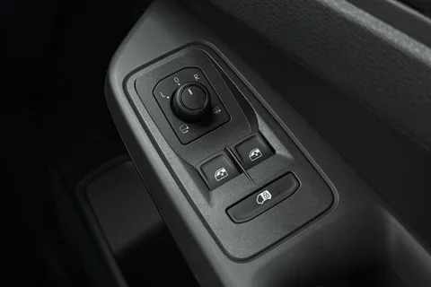 DF75XCL Volkswagen Caddy C20 Cargo Commerce Pro SWB 122 PS 2.0 TDI 7sp DSG - Nav/Rear Camera Thumbnail #36