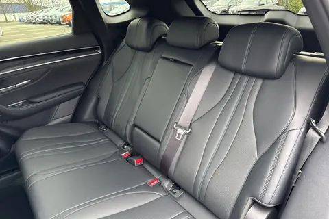 LD25ONJ BYD Seal U 1.5 DM-i 26.6kWh Comfort CVT Auto Euro 6 (s/s) 5dr Thumbnail #13