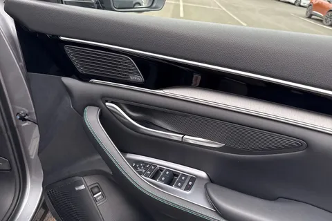 LD25ONJ BYD Seal U 1.5 DM-i 26.6kWh Comfort CVT Auto Euro 6 (s/s) 5dr Thumbnail #17