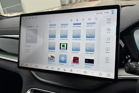 LD25ONJ BYD Seal U 1.5 DM-i 26.6kWh Comfort CVT Auto Euro 6 (s/s) 5dr Thumbnail #46