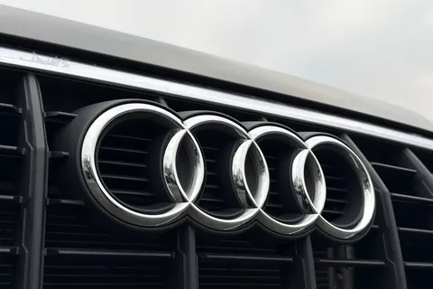 PF72CVS Audi Q3 Technik 35 TFSI  150 PS S tronic Thumbnail #28