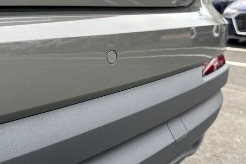 PF72CVS Audi Q3 Technik 35 TFSI  150 PS S tronic Thumbnail #30