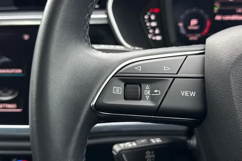 PF72CVS Audi Q3 Technik 35 TFSI  150 PS S tronic Thumbnail #34